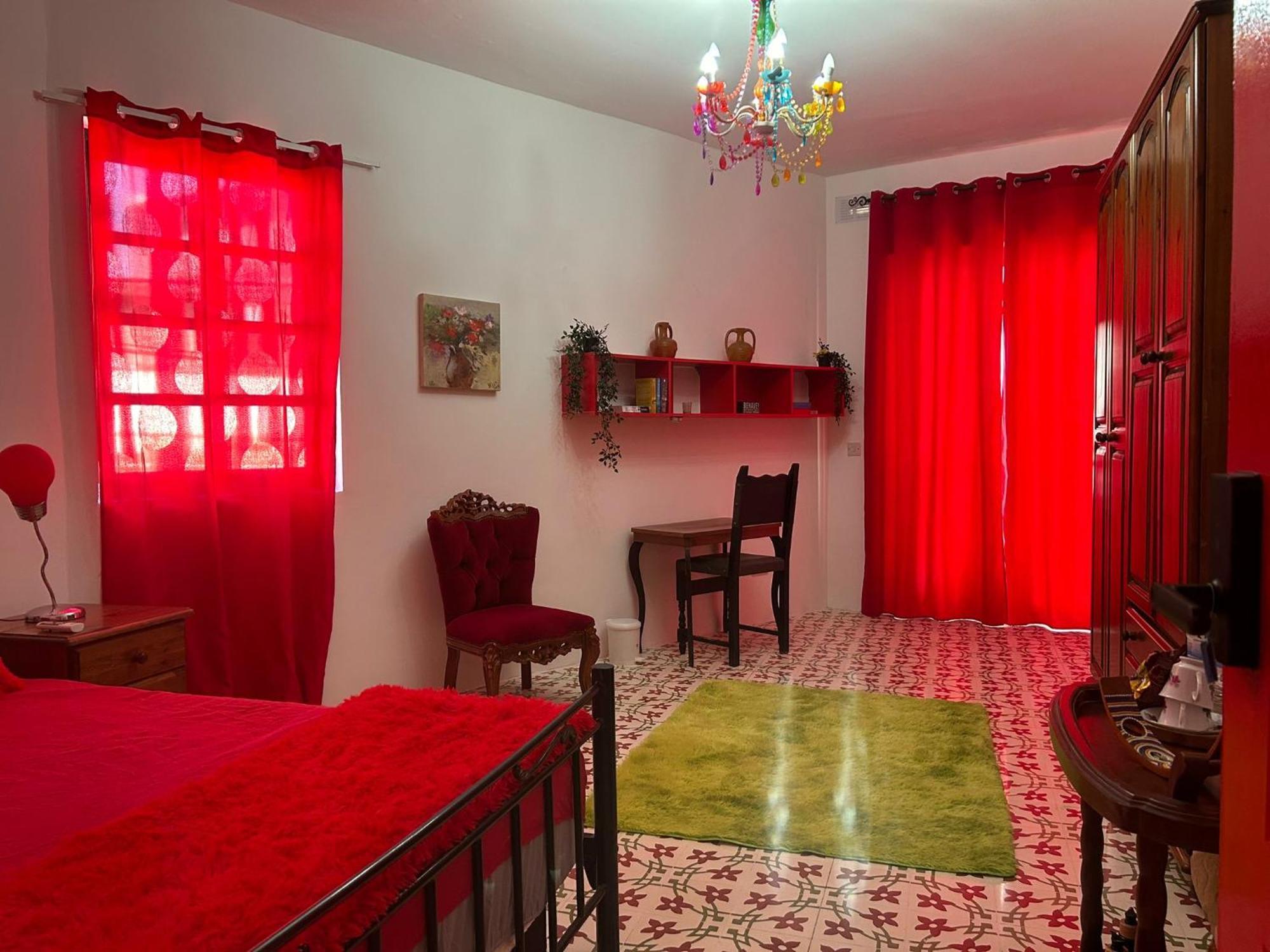 Maleth House Hotel แนกซ์ซาร์ ภายนอก รูปภาพ